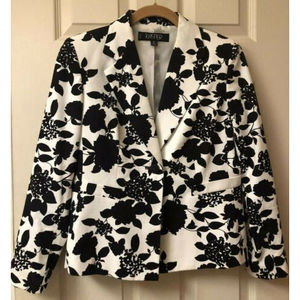 Kasper Women’s 4P Black &White Floral  1 Button Cropped Jacket
